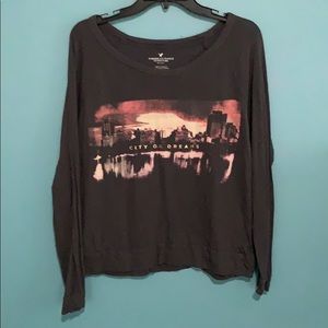 Lightweight ‘City of Dreams’ long sleeve tee